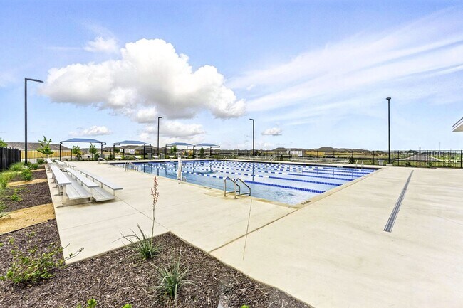 Building Photo - 5925 San Geronimo