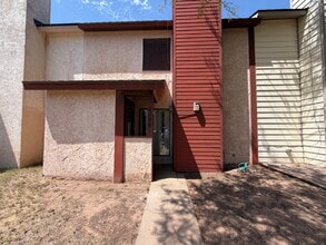 Building Photo - Cozy Elegance: Charming 2-Bed Lubbock Retreat with Fireplace & Spacious Living!