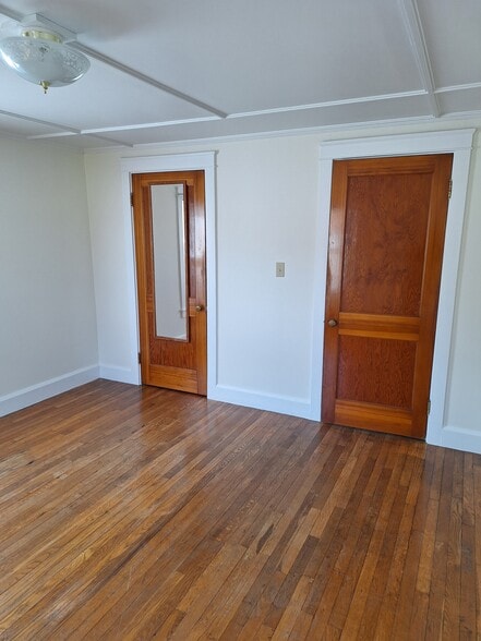 bedroom 1 - 94 Western Ave