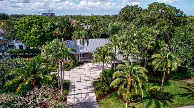 Building Photo - 5765 SW 84th St