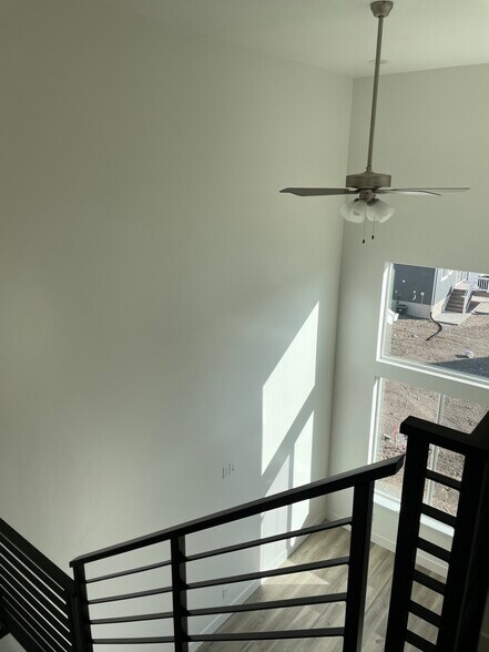 Building Photo - 16123 S Truss Dr