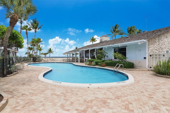 Building Photo - 1630 S Ocean Ln