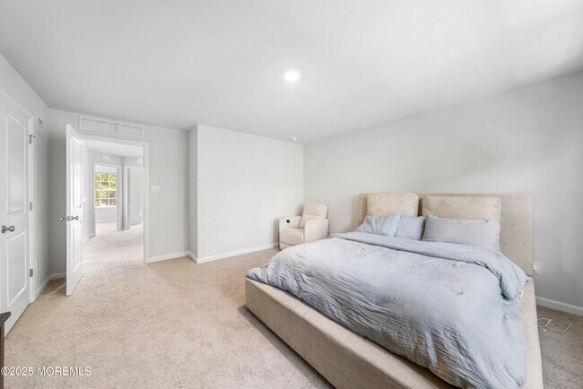 Building Photo - 64 Wembley Wy