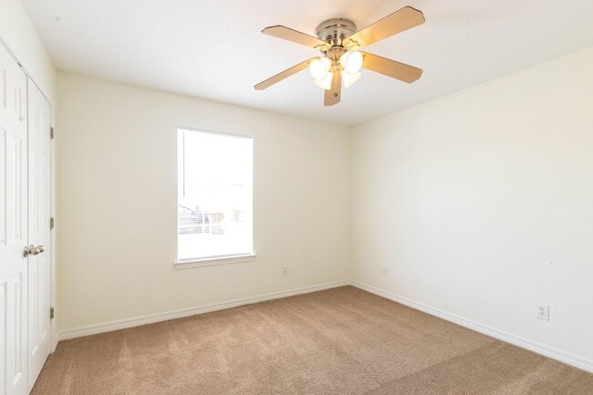 Building Photo - 3 Bedroom 2 Bath - D'Iberville