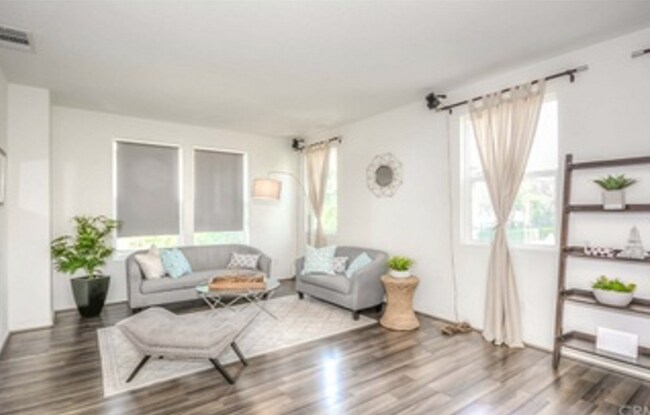 Living Room - 1400 Cobblestone Ln