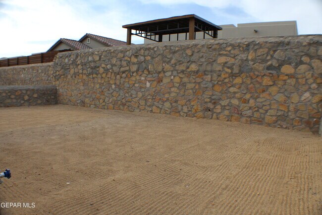 Building Photo - 12449 Chamberlain Dr