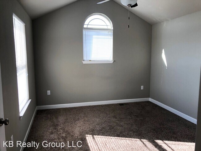 Building Photo - 3 br, 2.5 bath House - 537 Emily Lane