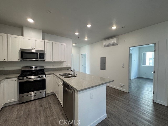 Building Photo - 1212 Fedora St