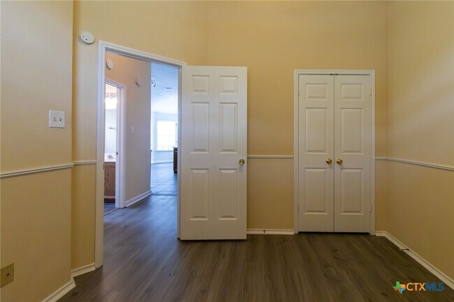 Building Photo - 2306 Wampum Dr