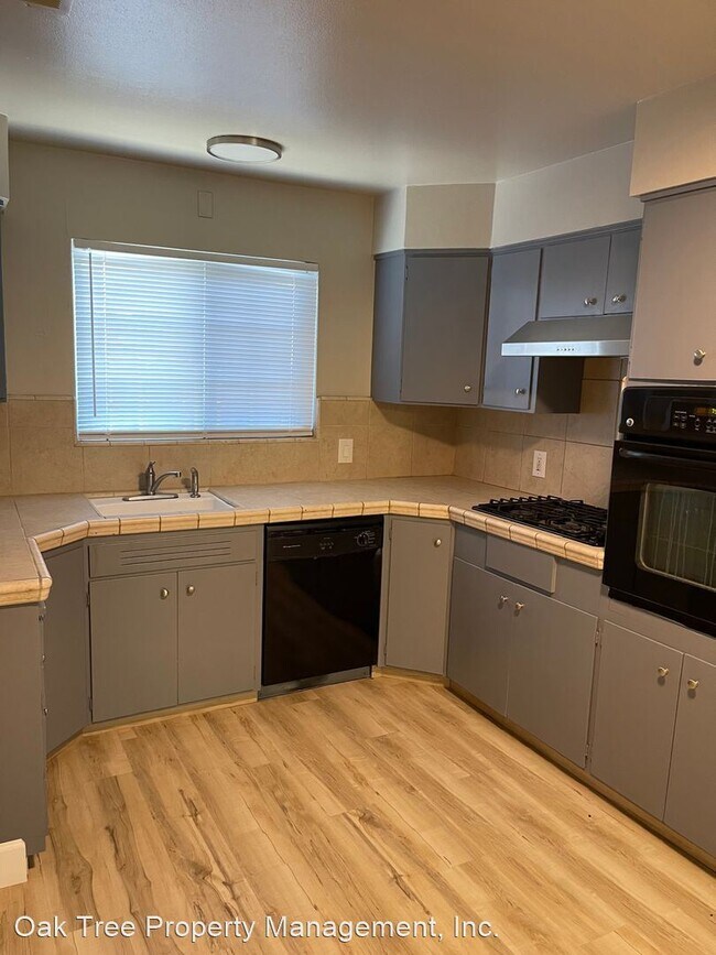 Building Photo - 3 br, 2 bath House - 2527 Harvard Avenue