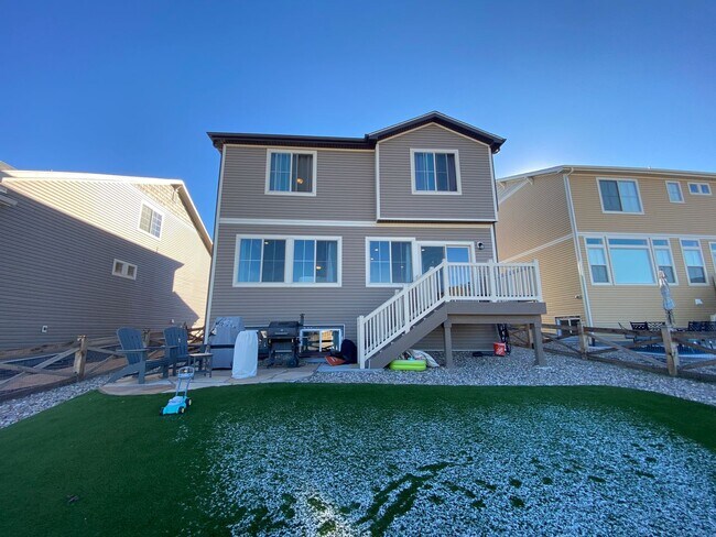 Building Photo - 4 Bed 4 Bathroom Home in Banning Lewis With Fished Basement!!