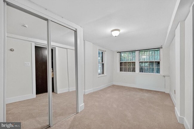 Building Photo - 1745 Lanier Pl NW