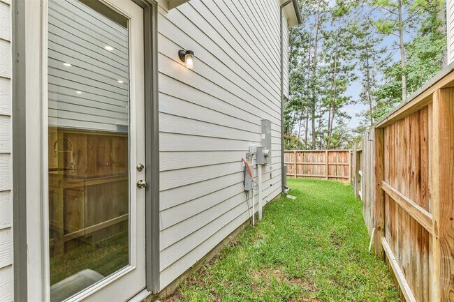 Building Photo - 582 Dry Fork Ln