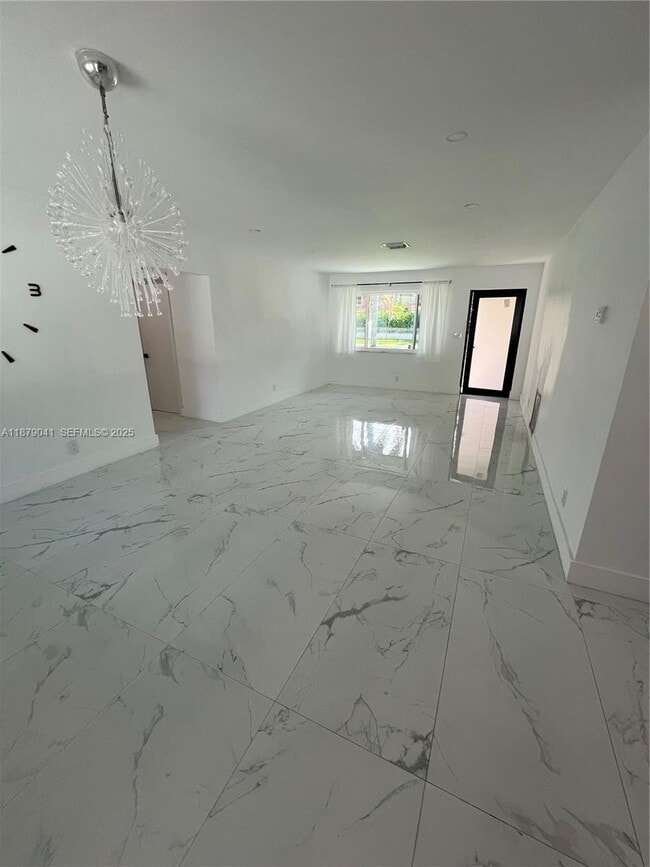 Building Photo - 1443 Harding St