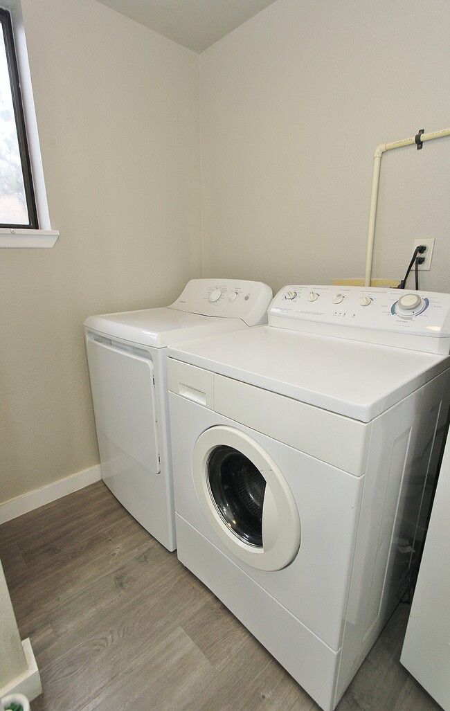 Building Photo - 11887 W Alfred St