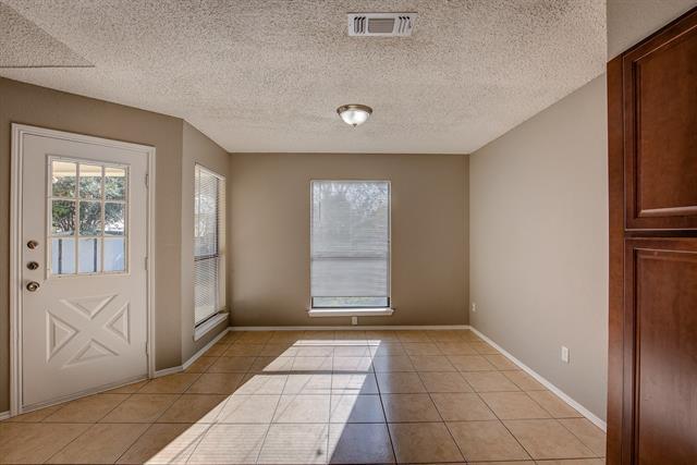 Building Photo - 420 Revolution Ln