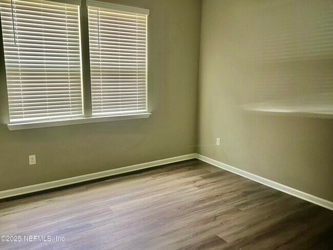 Building Photo - 9515 Scaup Way