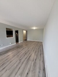 Building Photo - 157 S Gregory St