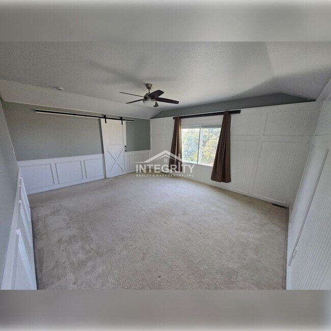 Building Photo - 8551 S Mallard Pl