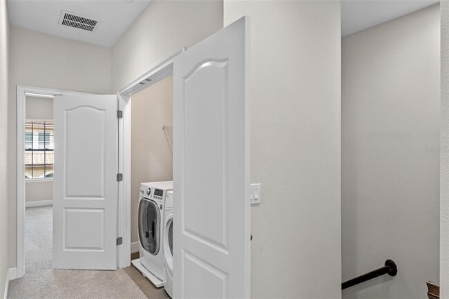 Building Photo - 2648 Lobelia Dr