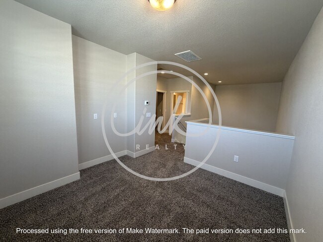Building Photo - 439 Dubois Ln