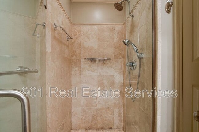 Building Photo - 5350 Edenshire Cove