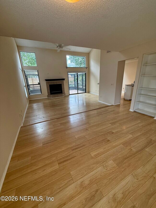 Building Photo - 536 Pelican Key