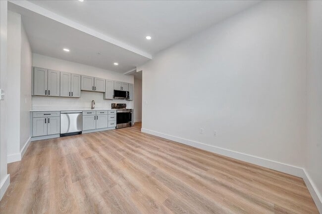 Building Photo - 2BR Apartment in Vinton - Premium Finishes!