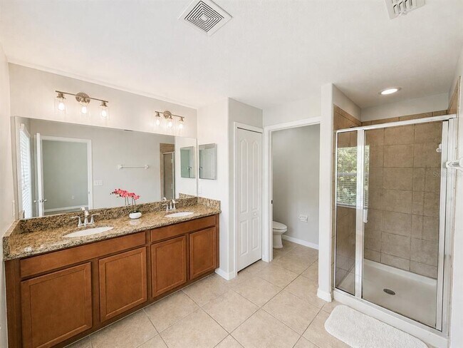 Building Photo - 11155 Savannah Landing Cir
