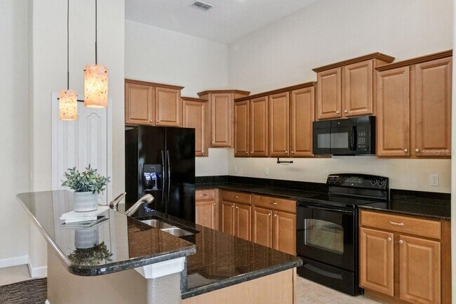 Building Photo - 5832 Tarleton Way