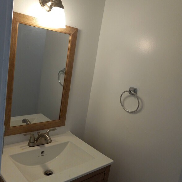 Bathroom - 317 19th St