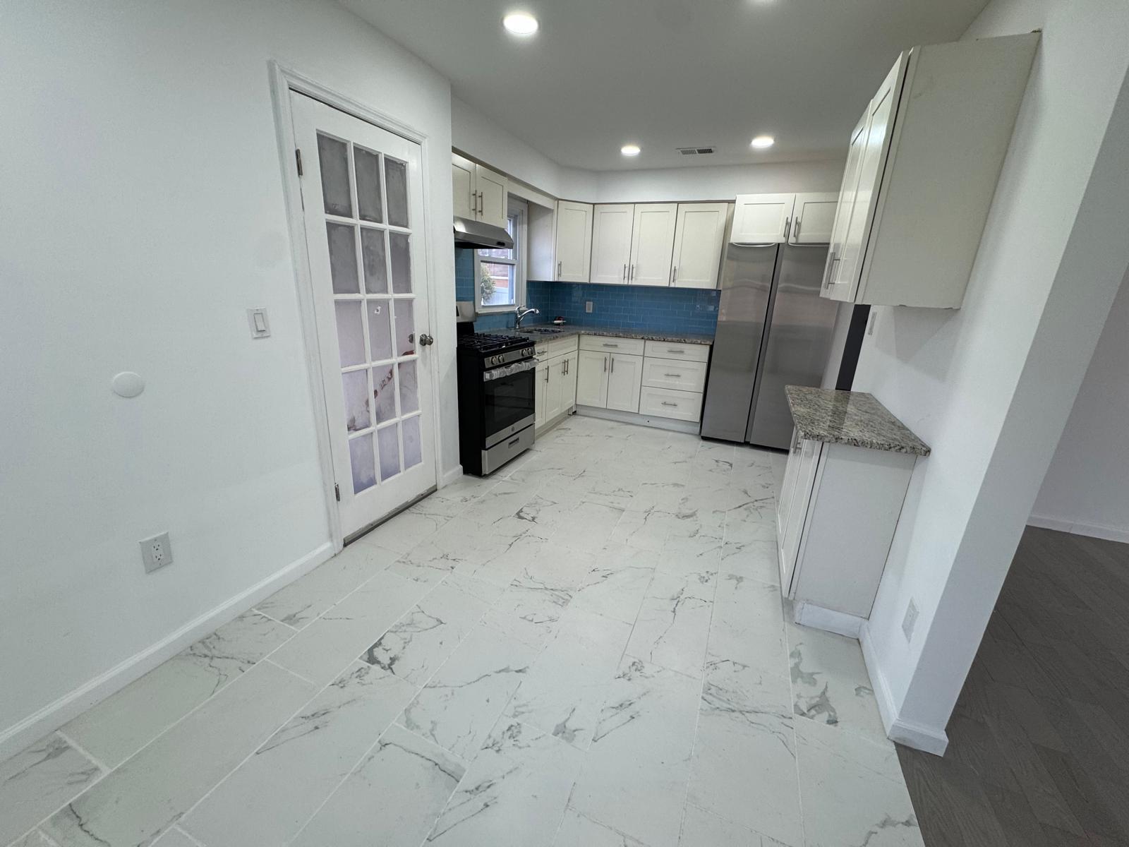 Building Photo - 264 Middlesex Ave