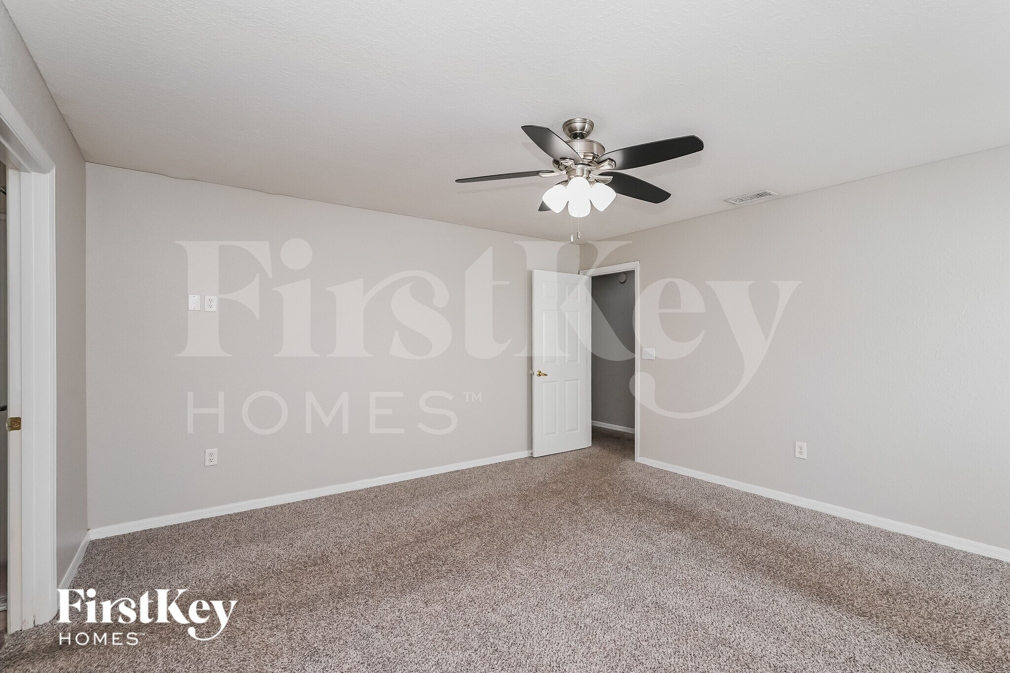 Building Photo - 5340 Song Sparrow Ct