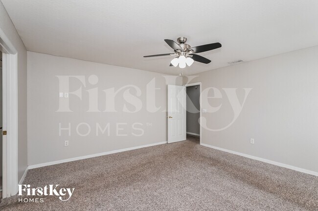 Building Photo - 5340 Song Sparrow Ct