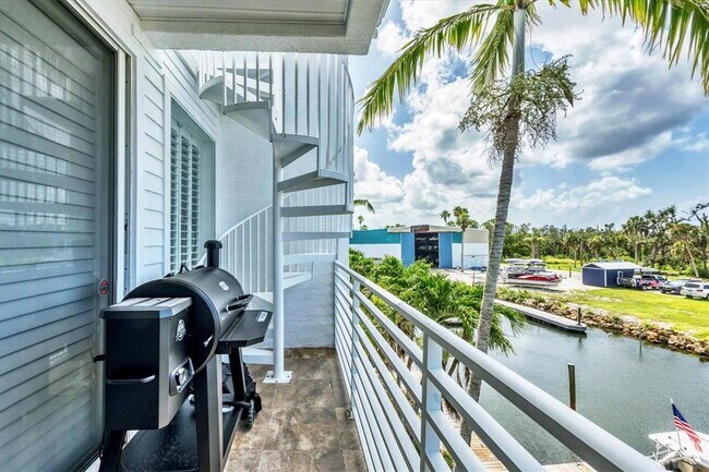 Building Photo - 8234 Harborside Cir