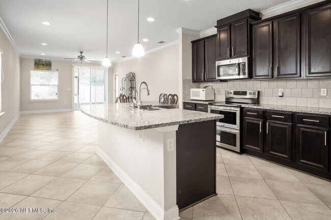 Building Photo - 3737 Coastal Cove Cir