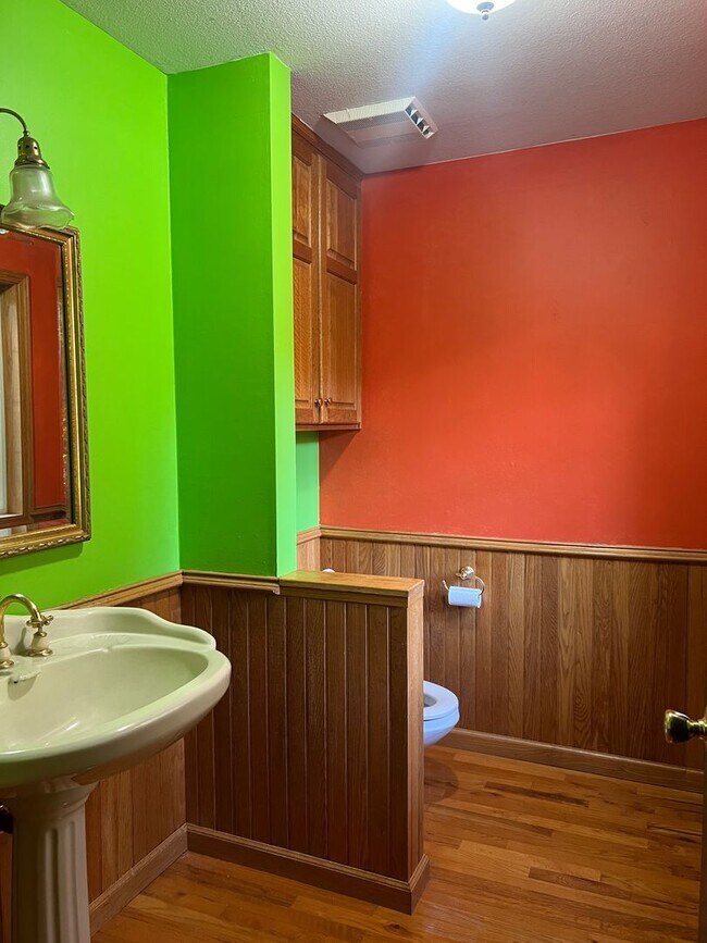 Building Photo - Mckinleyville House Tier 1