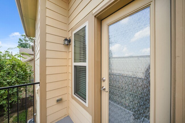 Building Photo - 1227 Creekside Acres Ct