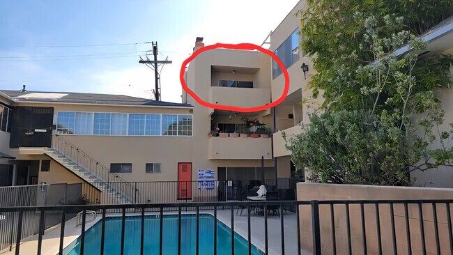 Building Photo - 1120 Arizona Ave