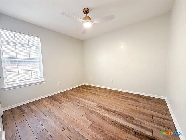 Building Photo - 5414 Williams Dr