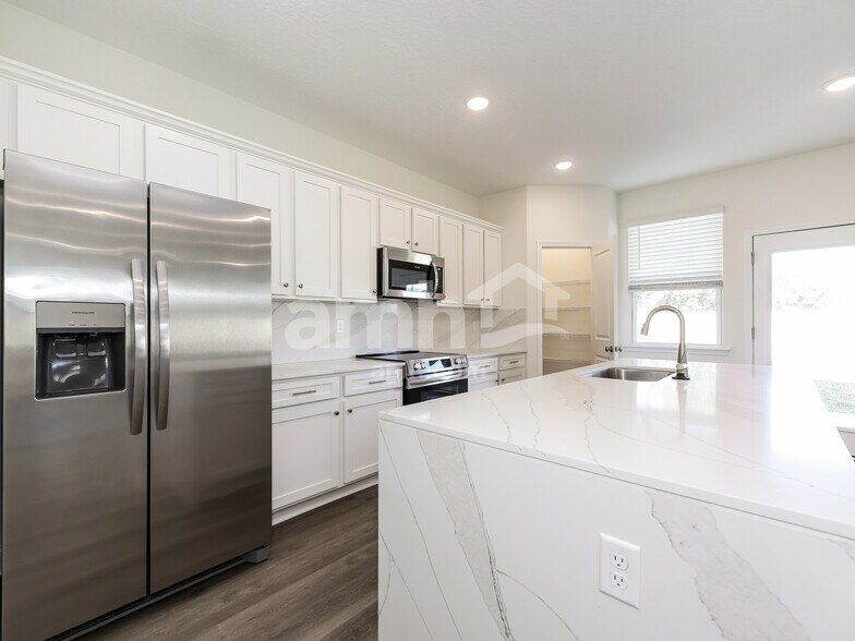 Building Photo - 96858 Blackrock Cv Wy