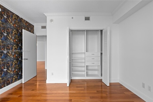 Building Photo - 335 S Biscayne Blvd