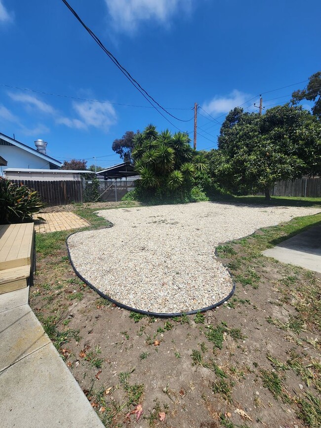 Building Photo - Cozy Cottage in Arroyo Grande
