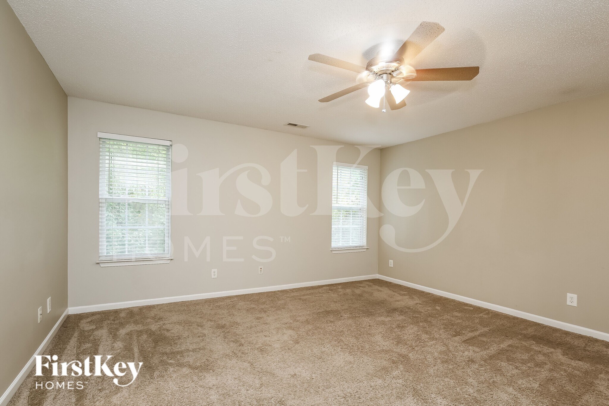 Building Photo - 4708 Mallard Creek Dr