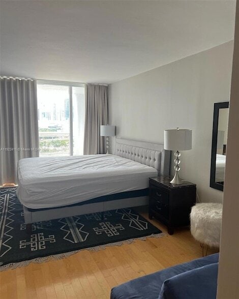 Building Photo - 1717 N Bayshore Dr