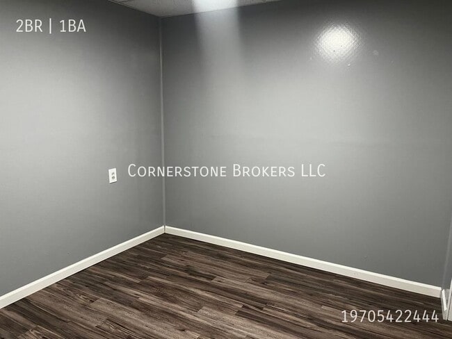 Building Photo - 213 E Edmunds St