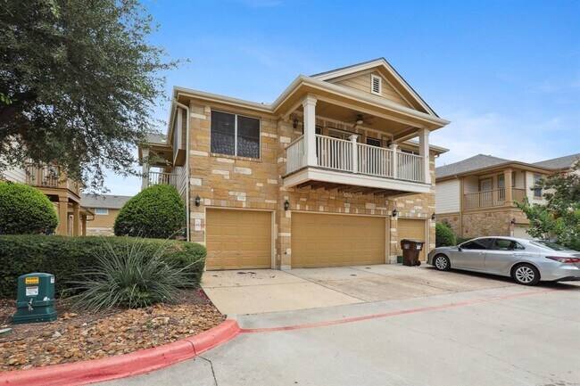 Building Photo - 16100 S Great Oaks Dr