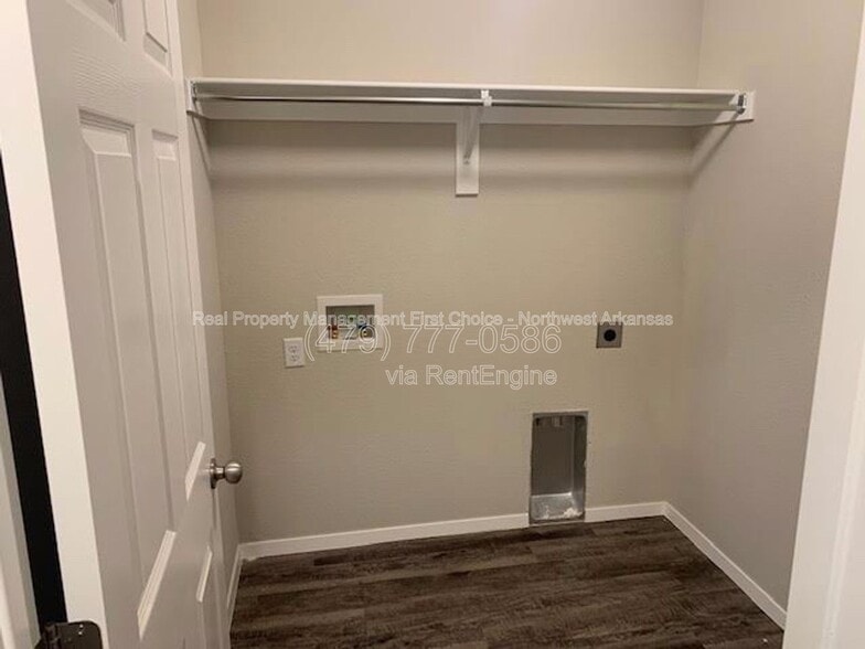 Building Photo - 4205 SW Lenox Ave