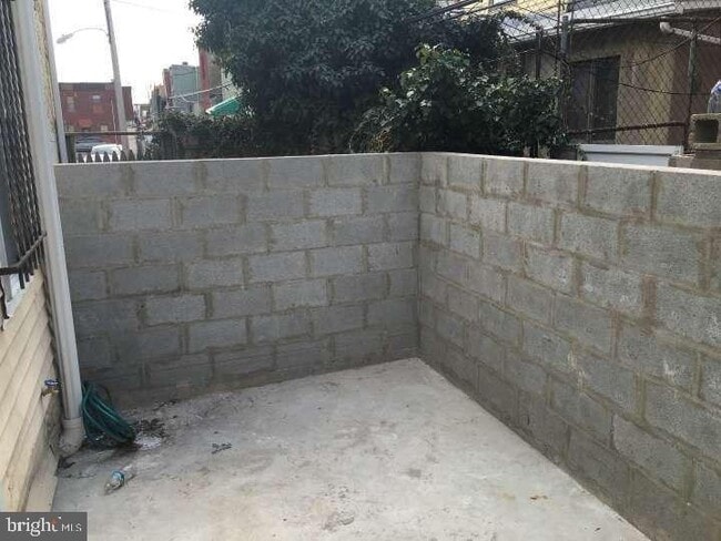 Building Photo - 2226 S Mildred St