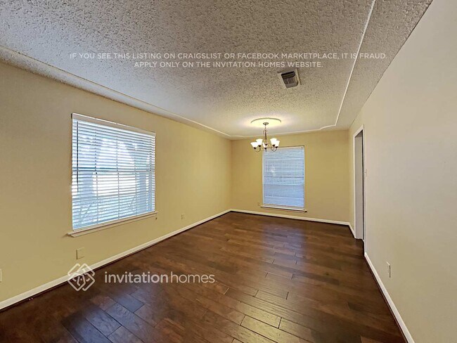Building Photo - 1920 San Jacinto Dr